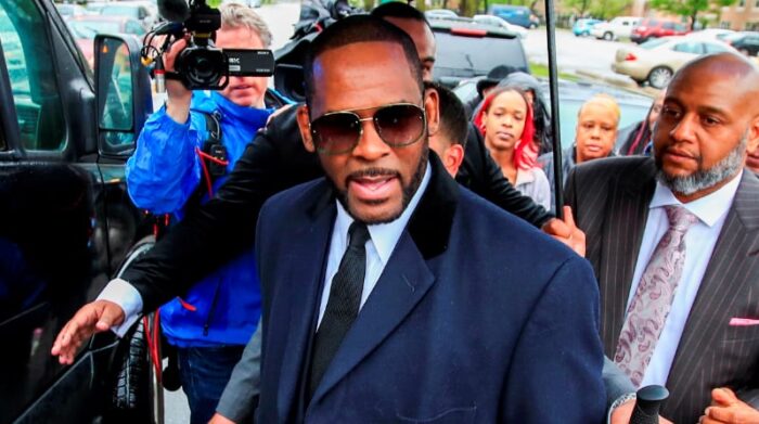 El cantante estadounidense de R&B R. Kelly, cuyo nombre completo es Robert Sylvester Kelly, fue declarado culpable de cargos de extorsión y tráfico sexual por un jurado estadounidense el 27 de septiembre de 2021. Foto: EFE