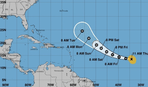 Imagen cedida por la Oficina Nacional de Administración Oceánica y Atmosférica (NOAA) a través del Centro Nacional de Huracanes (NHC) donde se muestra el pronóstico de cinco días de la trayectoria del huracán Larry en el Atlántico. Foto: EFE