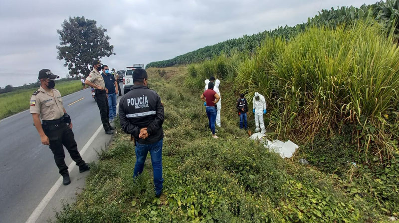 La Dinased y su Unidad de Desaparecidos investigan el caso. El cuerpo de la mujer fue estaba maniatado y fue encontrado la mañana de este sábado 25 de septiembre de 2021 en una zona rural de Guayas. Foto: Redes Sociales Dinased