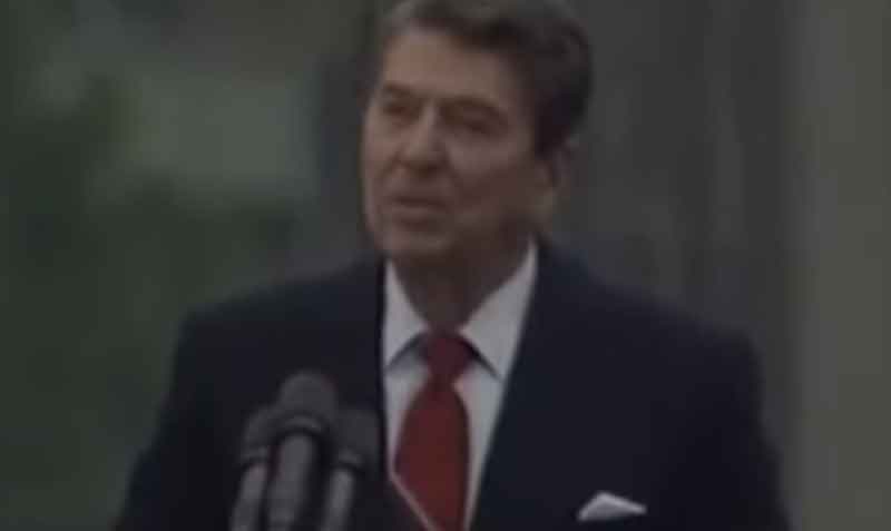 En el atentado de 1981, Ronald Reagan, resultó herido de gravedad tras recibir un disparo cerca del corazón. Foto: captura
