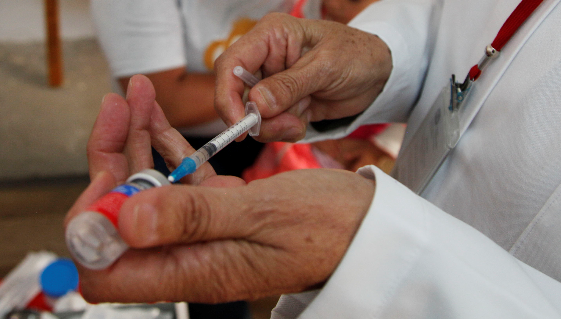 Imagen referencial. En Chile ya vacunan contra el covid-19 a menores de 12 años. Foto: Galo Paguay / EL COMERCIO
