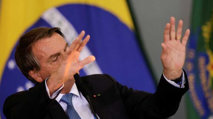 Jair Bolsonaro se ha mostrado renuente a la vacuna contra el covid-19. Foto: REUTERS