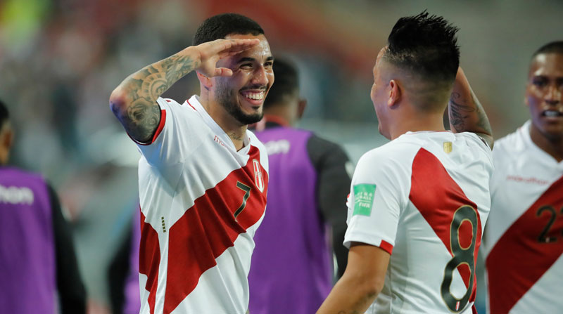 Perú ocupa el quinto puesto en las eliminatorias, por ahora tiene el cupo al repechaje. Foto: EFE