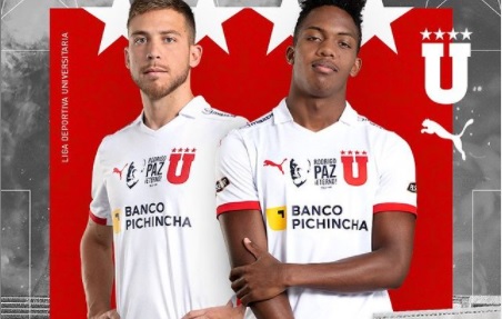 Ezequiel Piovi y Djorkaeff Reasco lucen a nueva camiseta de Liga de Quito para el cierre de este 2021. Foto: Tomada de Instagram