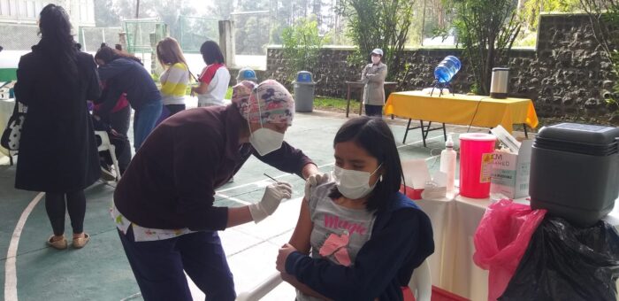 Los niños de entre 5 y 11 años se vacunan con la dosis Sinovac. Foto: Valeria Heredia/EL COMERCIO