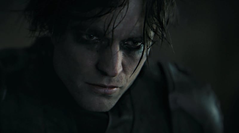 ‘The Batman’ es la cinta cinematográfica más esperada por la audiencia, la nueva versión de ‘El caballero de la noche’ será interpretada por Robert Pattinson. Foto: Outnow.ch / Warner Bros.