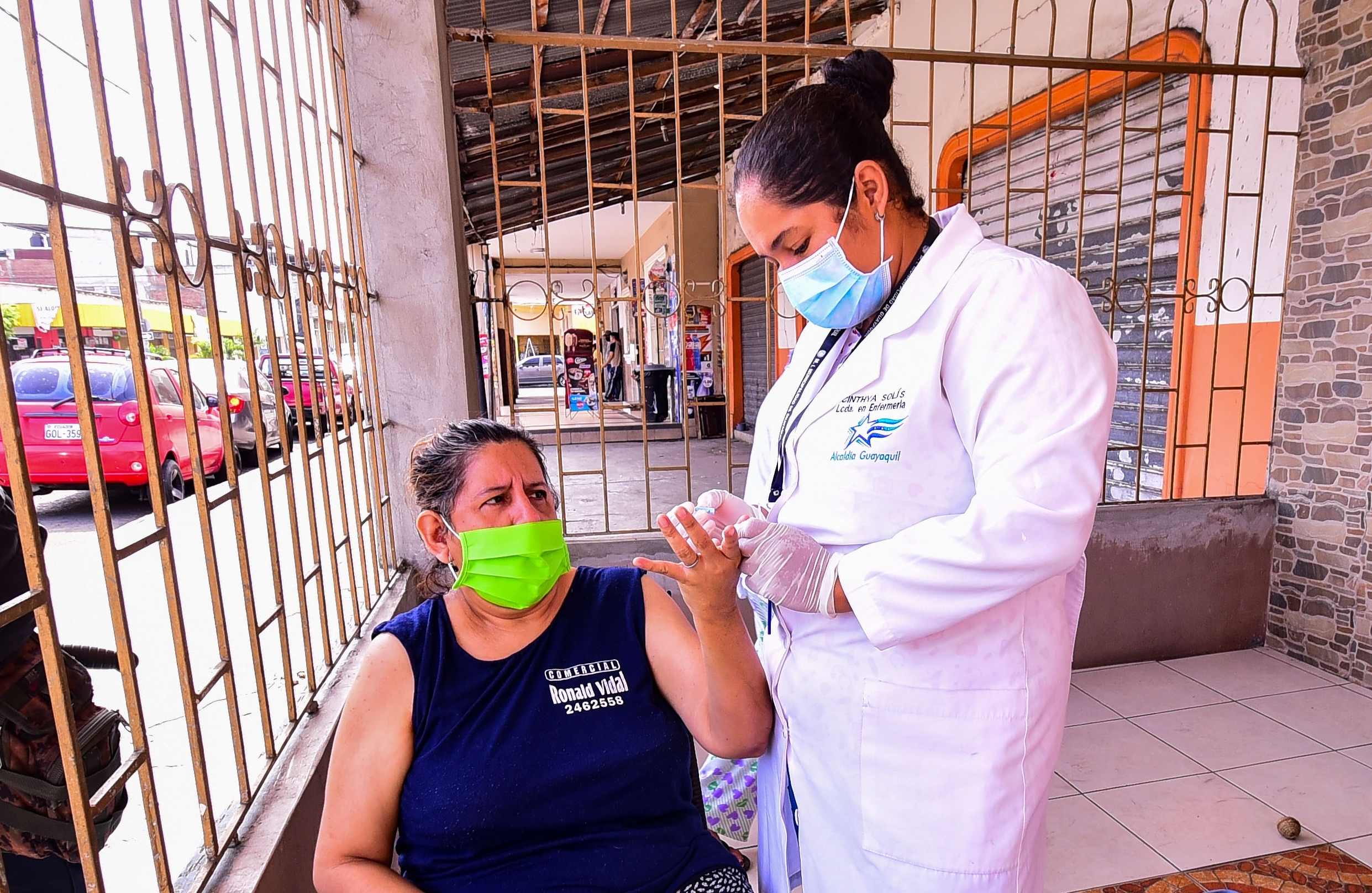 130 médicos del Municipio de Guayaquil mantienen las tareas de rastreo del virus. Foto: Enrique Pesantes / EL COMERCIO