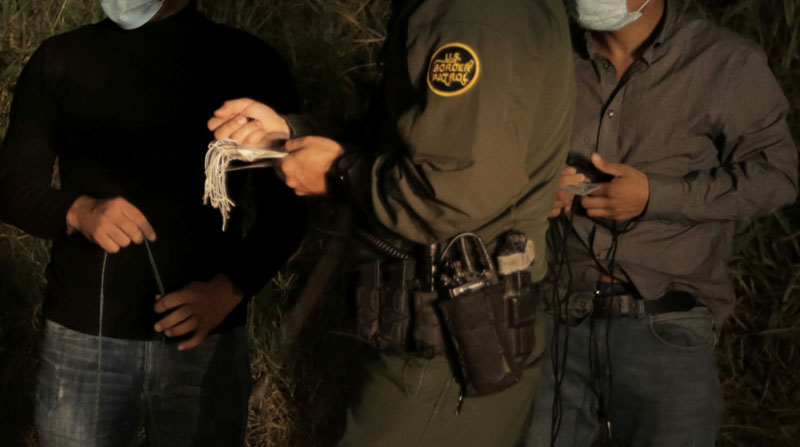 Los agentes de la Policía fronteriza controlan los límites terrestres con México y Canadá. Foto: Reuters