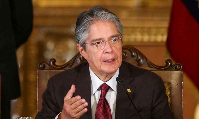 El presidente Guillermo Lasso anunció que volverá a enviar su Ley Creando Oportunidades en tres partes. Foto: EFE