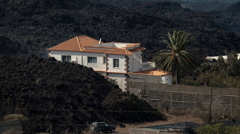 La lava ha arrasado cientos de edificaciones en la isla La Palma. Foto: EFE