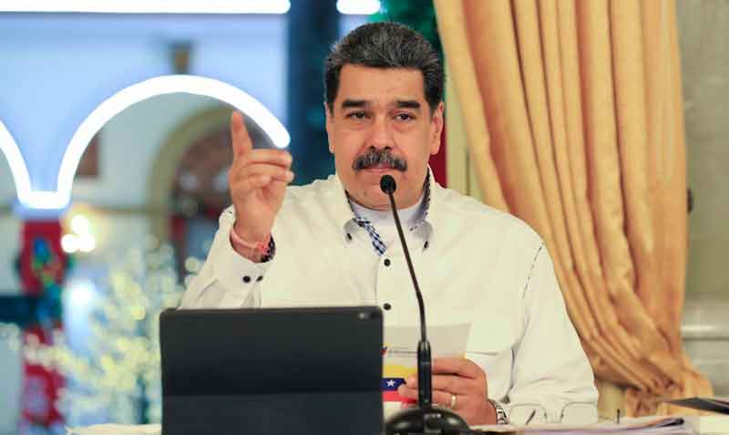Nicolás Maduro llama a estudiantes y docentes a retornar a las aulas de forma presencial. Foto: EFE
