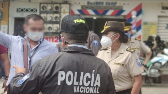 Los sospechosos se enfrentaron a la Policía en el Guasmo, al sur de Guayaquil. Foto: Cortesía Policía Nacional