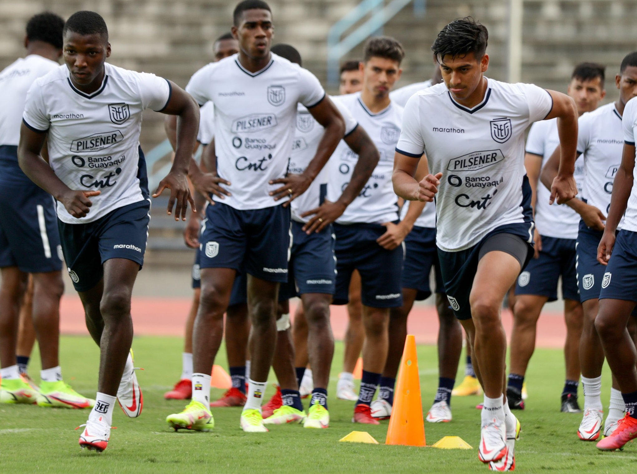 La selección ecuatoriana se entrenó en Venezuela antes de su viaje a Colombia. Foto: FEF