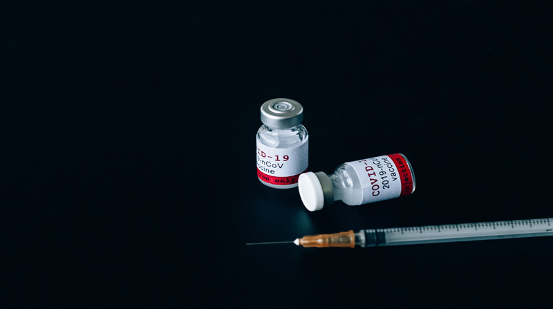 Viajeros que cuenten con las dos dosis de la vacuna contra covid-19 podrán ingresar a Estados Unidos. Foto: Pexels