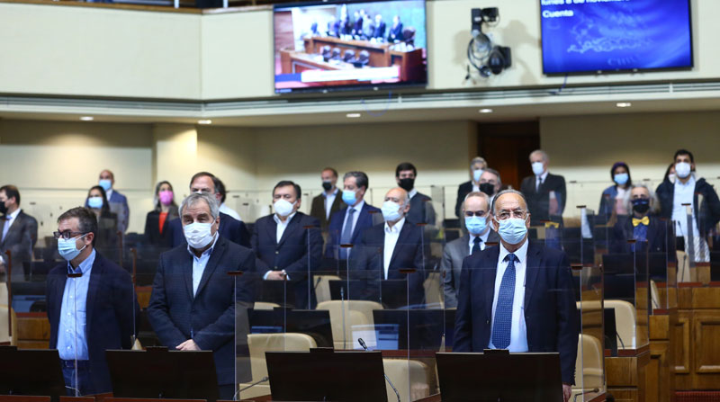 Las bancadas de diputados votaron por llevar a juicio político al presidente de Chile, Sebastián Piñera, por la investigación de los papeles de Pandora. Foto: EFE