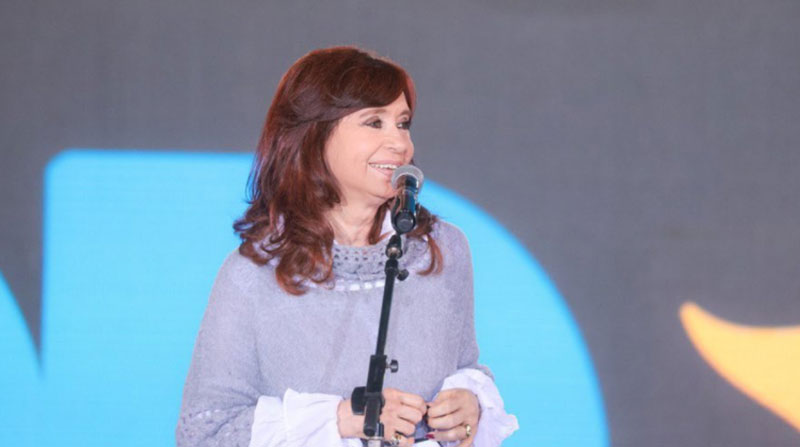 La vicepresidenta de Argentina, Cristina Fernández, se recupera de una operación a la que fue sometida en una clínica de Buenos Aires. Foto: Twitter Cristina Kirchner