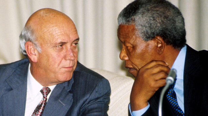 Klerk anunció el principio del fin del "apartheid" y la liberación inmediata de los presos políticos, incluido Nelson Mandela. Foto: EFE