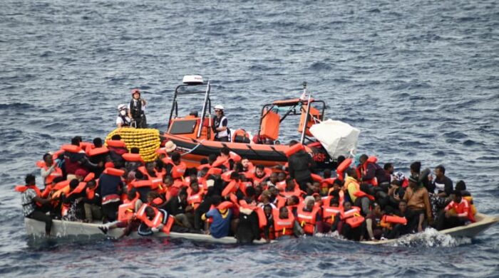 Diez personas murieron por asfixia, después de 13 horas a la deriva en el mar en la mortal ruta del Mediterráneo central este 16 de noviembre del 2021. Foto: Candida Lobes / MSF