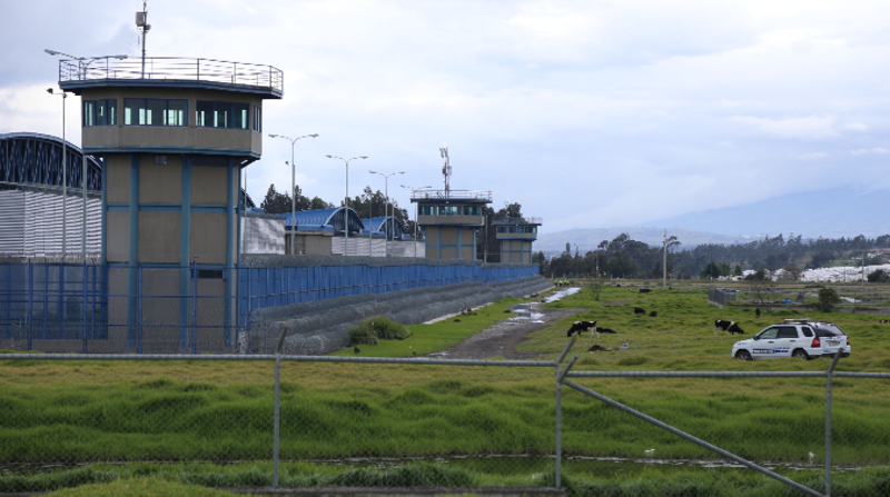 Imagen referencial. El Snai confirmó que equipos tácticos de la Policía Nacional ingresaron a la cárcel de Cotopaxi. Foto: Archivo / EL COMERCIO