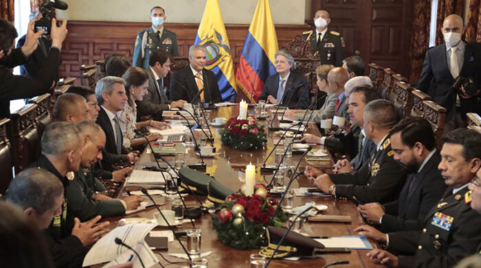 Los presidentes de Ecuador y Colombia, Guillermo Lasso e Iván Duque, respectivamente, se reunieron en Quito con sus equipos ministeriales. Foto: Flickr Presidencia