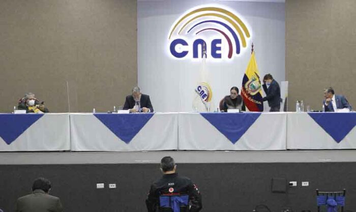 El 27 de noviembre del 2021 el CNE canceló a cinco organizaciones políticas nacionales. Foto: archivo / EL COMERCIO