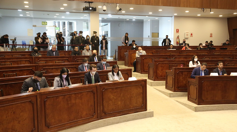 La fiscal General, Diana Salazar, compareció ante la Comisión de Fiscalización por el caso Foglocons. Foto: Asamblea Ecuador