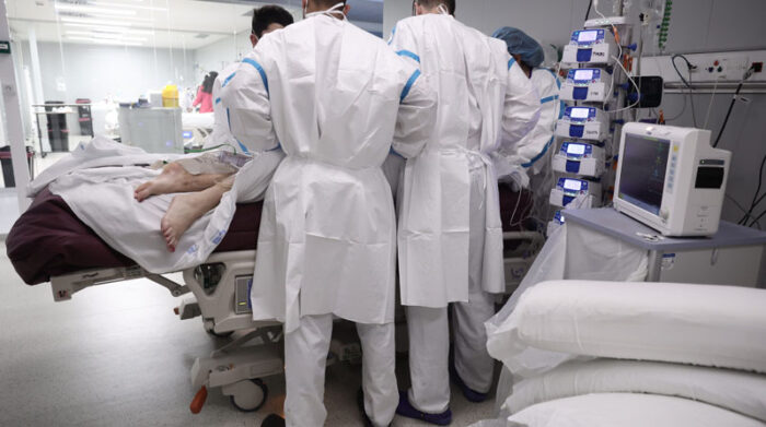 La OMS alertó sobre los riesgos para los sistemas hospitalarios y sanitarios de los países de Europa, ante la propagación del covid-19. Foto: Europa Press