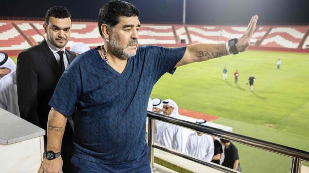 Maradona en 2017 a su llegada como entrenador al equipo Al-Fujairah. Foto: EFE