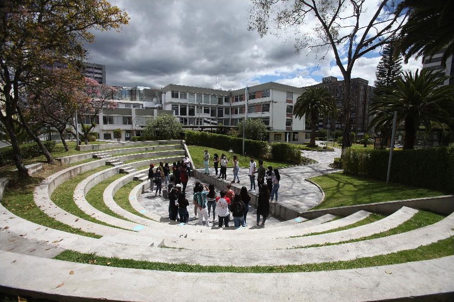 La sede matriz de la PUCE, en Quito, se creó en 1946. Foto: Julio Estrella / EL COMERCIO.