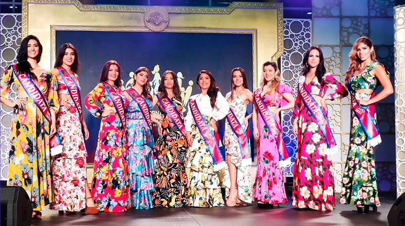 Las candidatas a la corona de Reina de San Francisco de Quito fueron presentadas este 09 de noviembre de 2021. Foto: Ivonne Mantilla / EL COMERCIO