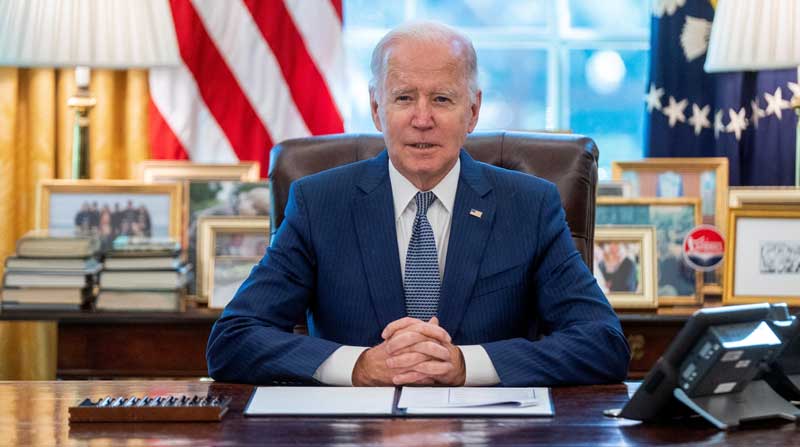 El presidente de los Estados Unidos, Joe Biden, en la Oficina Oval de la Casa Blanca en Washington. Foto: EFE