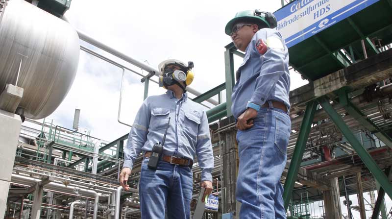 Las empresas privadas podrán usar las instalaciones de la Refinería Esmeraldas a cambio del pago de una tarifa. Foto: Archivo / EL COMERCIO