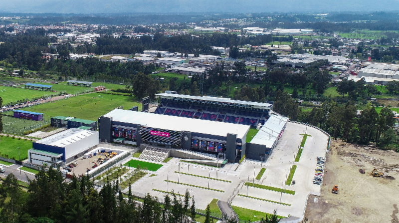 El primer round se estelarizará en el estadio Banco Guayaquil, propiedad del IDV, situado en la parroquia Amaguaña, el suroriente de Quito. Foto: Patricio Terán / EL COMERCIO