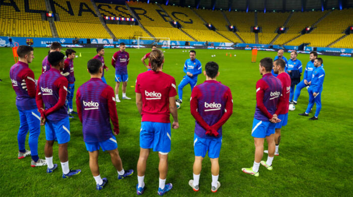 Jugadores del FC Barcelona en una práctica previa a la Copa Maradona. Foto: Twitter @FCBarcelona