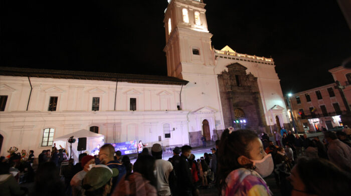 Artistas nacionales rinden tributo este sábado, 4 de diciembre, al recordado Dúo Benítez y Valencia por fiestas de Quito. Foto: Julio Estrella / EL COMERCIO