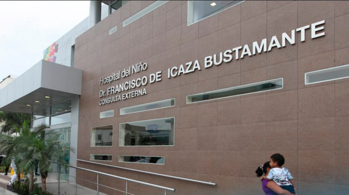 La bebé herida fue trasladada al Hospital del Niño Francisco Icaza Bustamante. Foto: Ministerio Salud