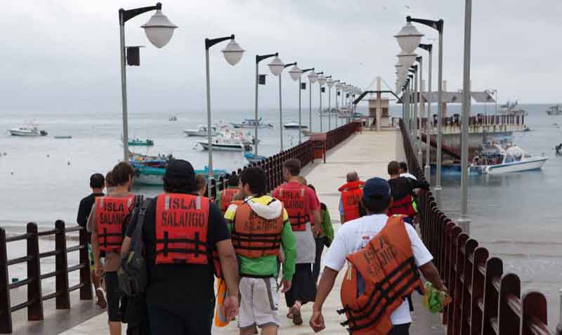 Puerto López ha sido uno de los destinos manabitas que más turistas ha recibido desde mediados de junio del 2021. Foto: cortesía