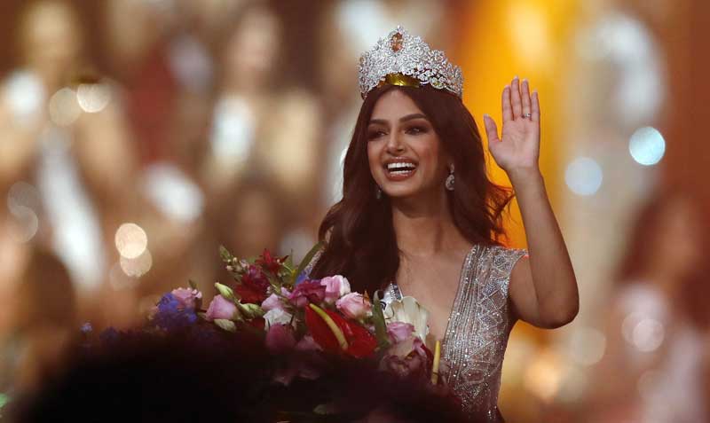 Harnaaz Sandhu fue coronada como la nueva Miss Universo la noche del 12 de diciembre del 2021. Foto: EFE