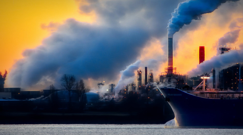 Al carbón, al petróleo y al gas natural se les responsabiliza de la contaminación atmosférica y del calentamiento global. Foto: Pexels
