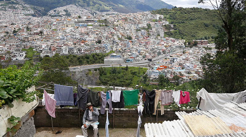 En el barrio San José de Monjas Bajo los moradores habitan al filo de una quebrada. Foto: Diego Pallero / EL COMERCIO
