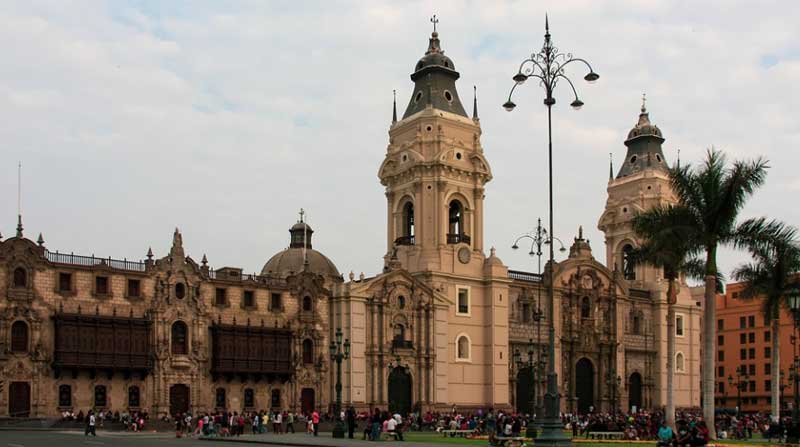 Imagen referencial. Lima tiene rostro femenino con 5,2 millones de mujeres, que equivalen al 52,1 % de sus habitantes. Foto: Pixabay