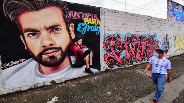 En el norte de Guayaquil se encuentra un mural de Efraín Ruales. Fue pintado para pedir justicia por la muerte del actor. Foto: Enrique Pesantes / EL COMERCIO