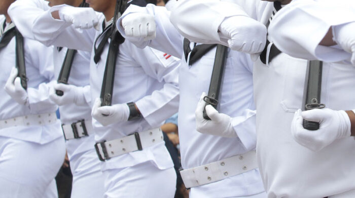 Los aspirantes deben cumplir con 10 requisitos para inscribirse en el proceso de reclutamiento de la Armada del Ecuador. Foto: Archivo/ EL COMERCIO