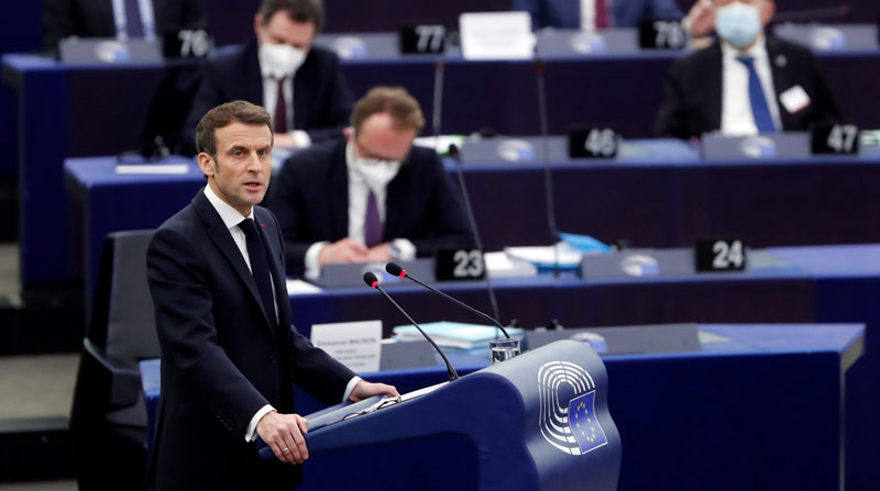 El presidente de Francia, Emmanuel Macron, plantea incluir el aborto en la Carta de la Unión Europea de Derechos Fundamentales. Foto: EFE
