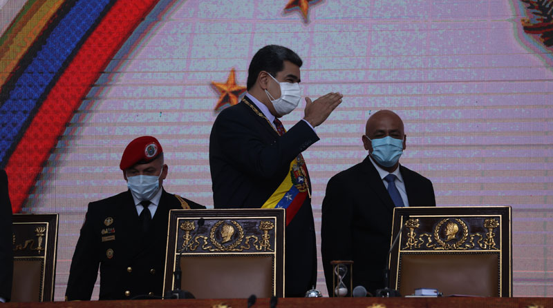 Los promotores de un posible cese de Maduro deben recolectar firmas para continuar con el proceso. Foto: EFE