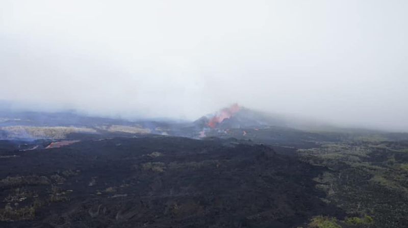 El magma ha recorrido unos 15 kilómetros desde que se inició la actividad volcánica Foto: Facebook Parque Nacional Galápagos