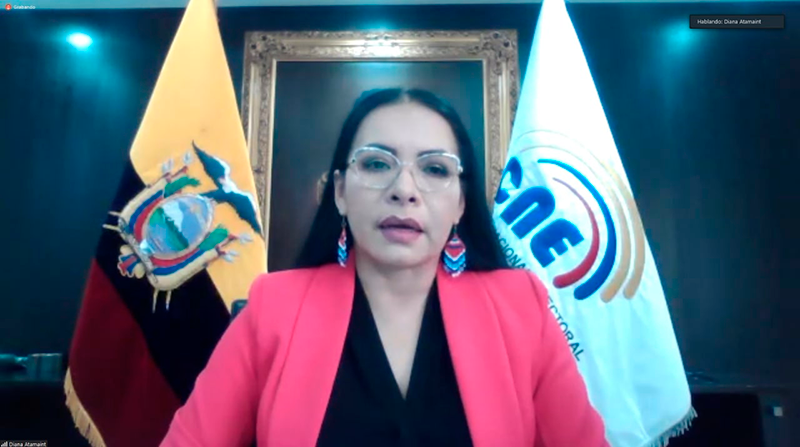 La presidenta del CNE, Diana Atamaint, presentó su informe a la Asamblea Nacional sobre el proceso electoral 2021. Foto: Twitter @AsambleaEcuador