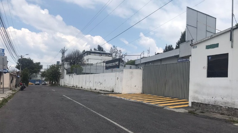 La Agencia Metropolitana de Tránsito (AMT) aún no define la fecha para comenzar con el proceso de matriculación y Revisión Técnica Vehicular (RTV) del presente año, en Quito. Foto: Diego Bravo / EL COMERCIO