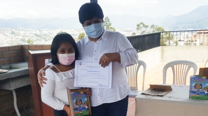 María Emilia Yaguana es alumna del programa de aulas hospitalarias y relató su lucha contra el cáncer en el cuento La princesa guerrera. Foto: cortesía Ministerio de Educación.