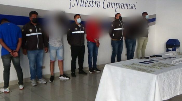 Según la Policía, los detenidos registran antecedentes por procesos penales anteriores. Foto: Policía Ecuador